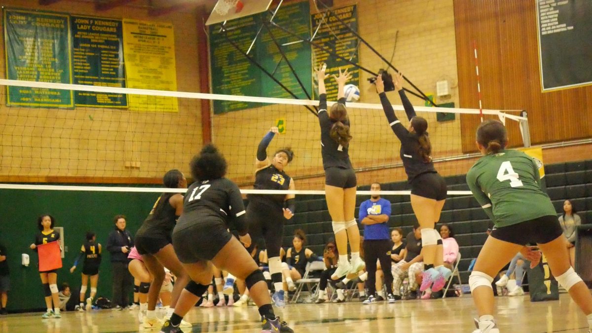 Clean Sweep! Kennedy dominates Grant in a Flawless Victory