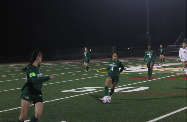 Stephanie Marroquin (#4), a freshman, takes control of the field, playing with confidence and effort on Tuesday Jan 27. She stayed active and helped push the team forward.   